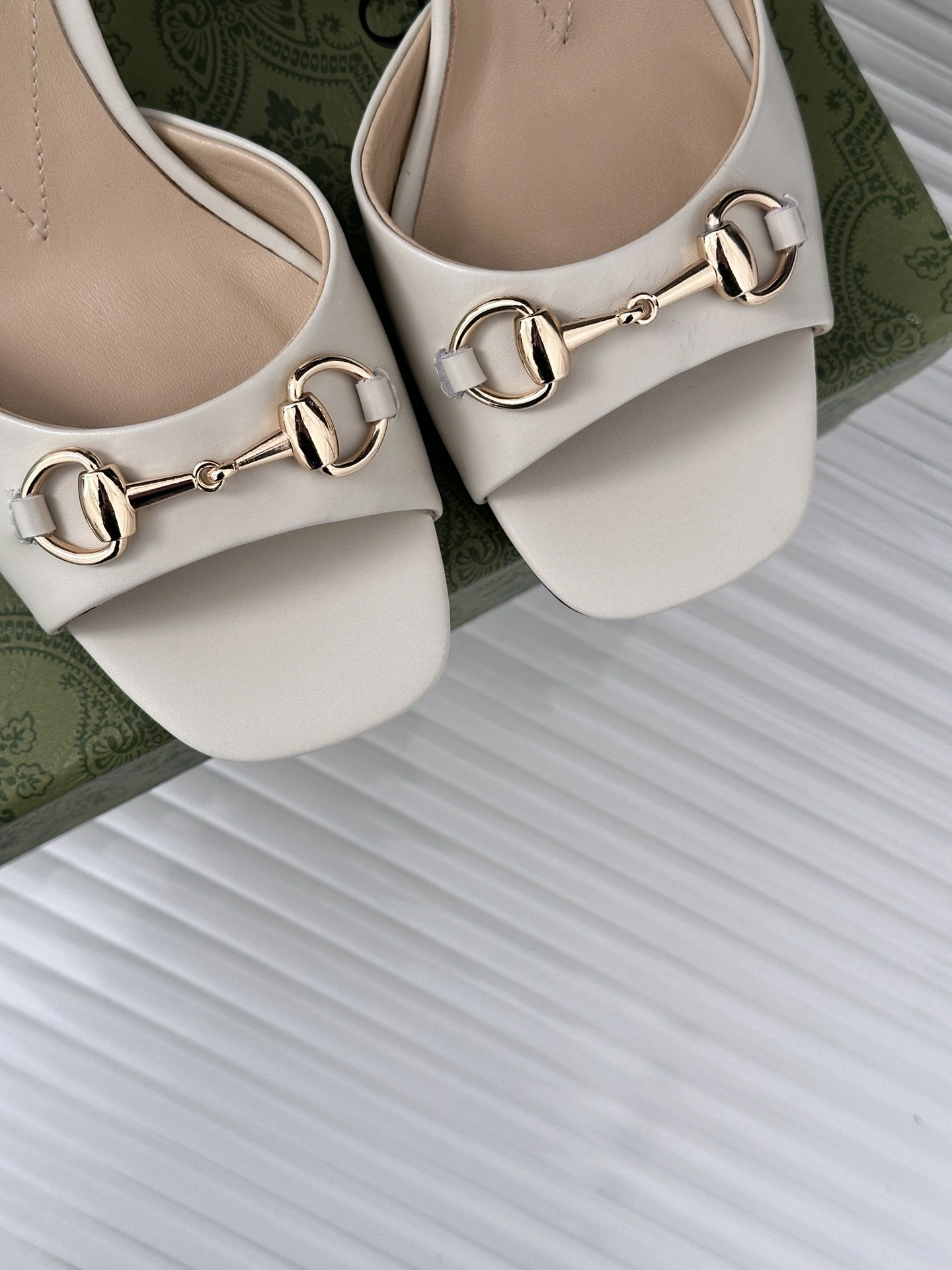 COCO-- 771603 C9D00 9022 Calfskin Heel height 5.5cm item:D-X02A1012